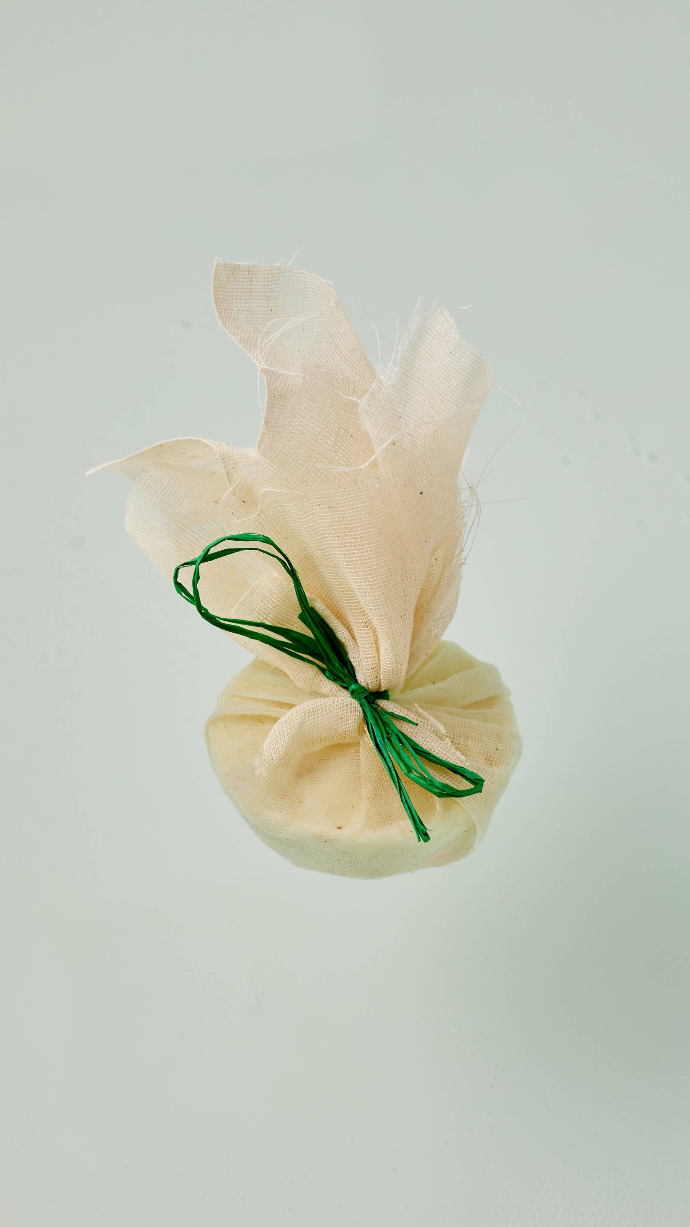 E28B1DE8-BA9C-5819-555D-C569A779541F