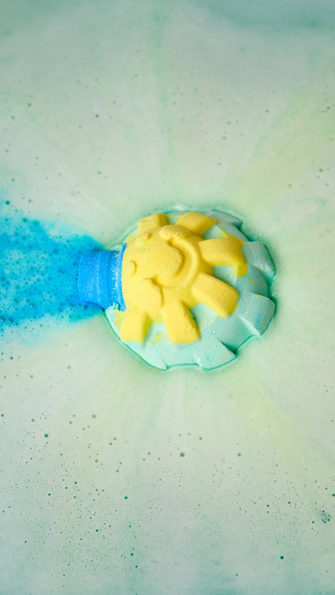 E6339A55-DE2A-8AA8-8008-36C063C65F9E